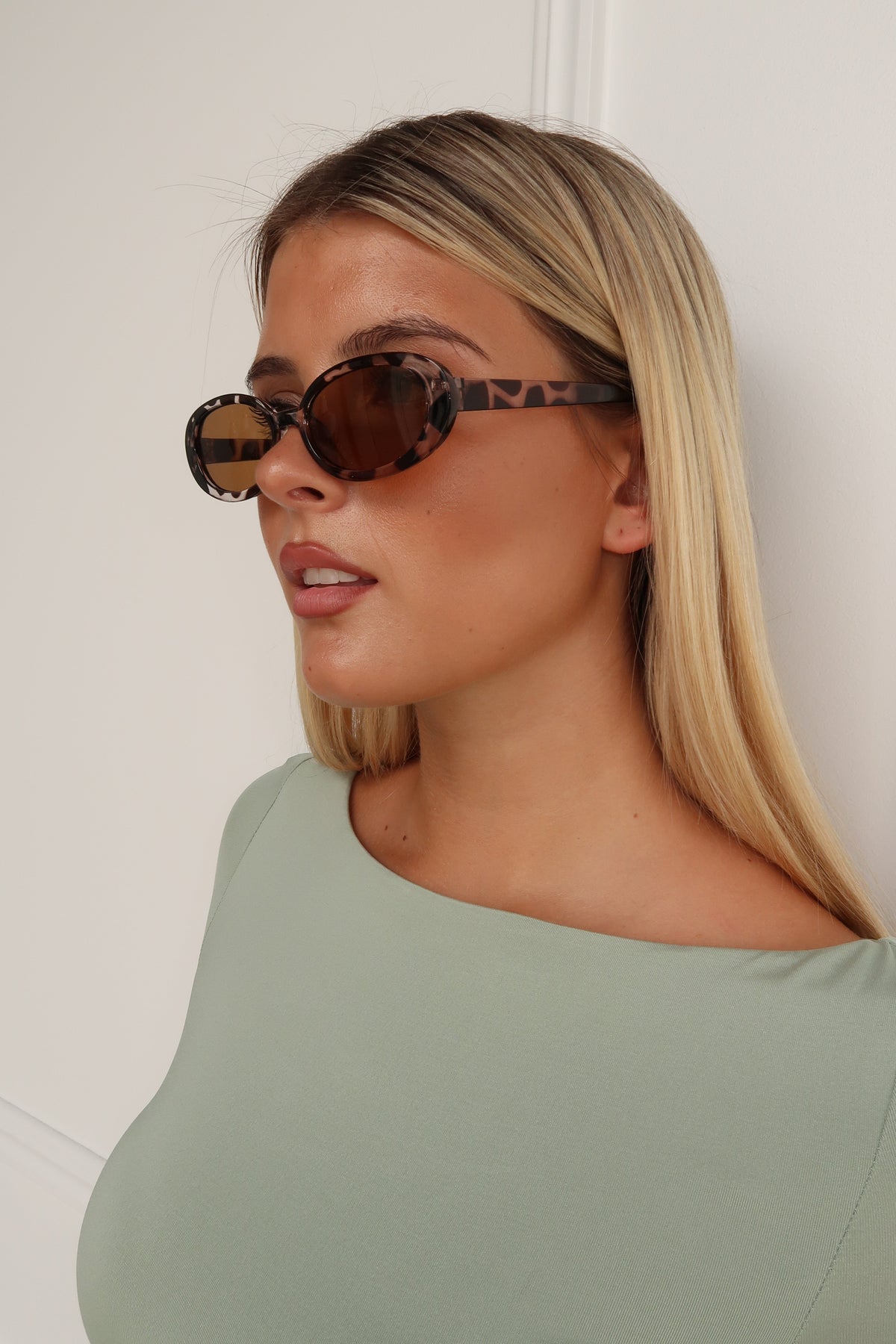 DENAE SUNGLASSES - LIGHT BROWN